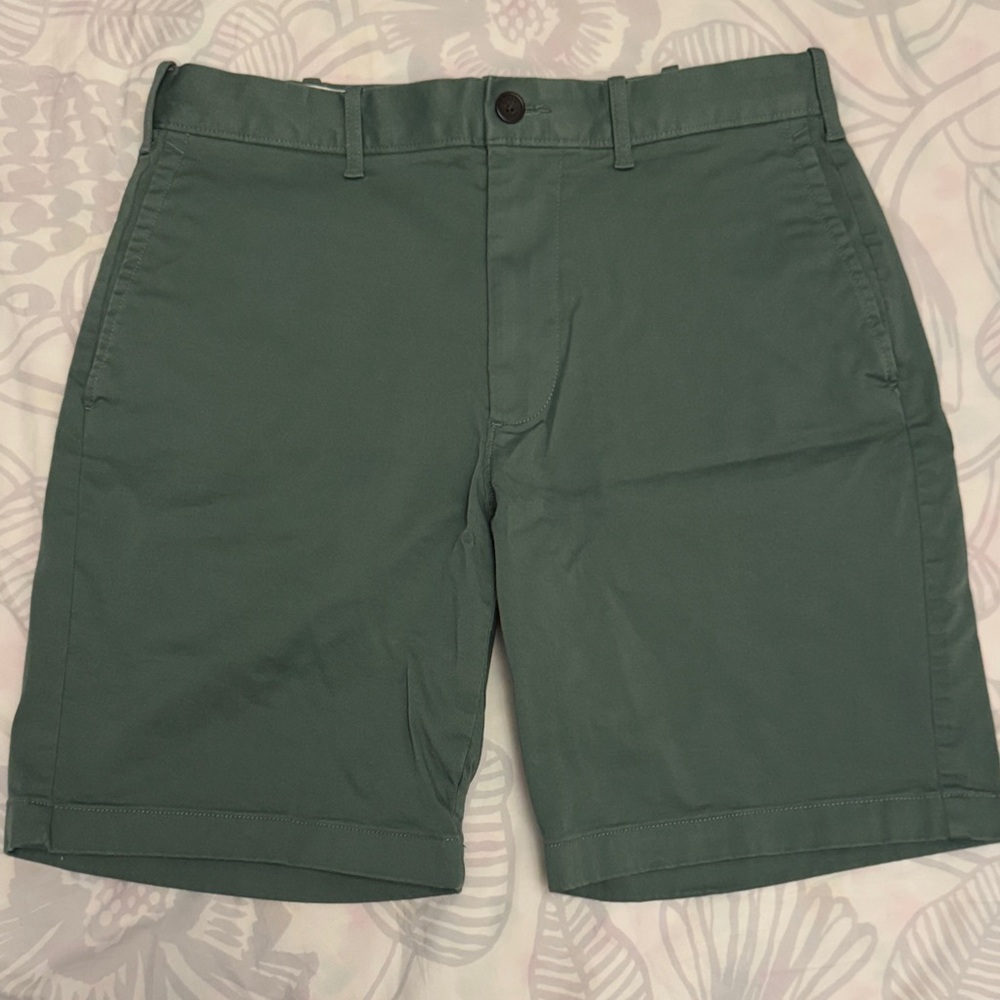 J. Crew Men's Teal Flat Front Shorts